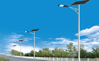 农村道路装桑珠孜太阳能路灯选多大瓦数实测