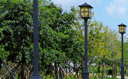 太阳能桑珠孜庭院灯价格为何差三倍?关键看这几点 太阳能桑珠孜庭院灯价格为何差三倍?关键看这几点